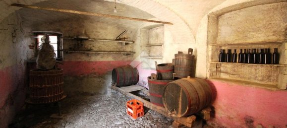 14 rooms House in Castellamonte, Italy No. 18105 27