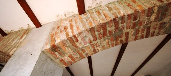 14 rooms House in Castellamonte, Italy No. 18105 28