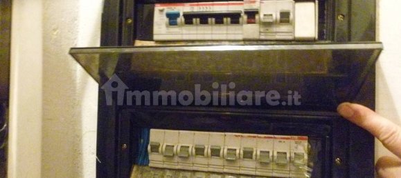 Imóvel comercial de 3 divisões em Vado Ligure, Italy N.º 154353 19