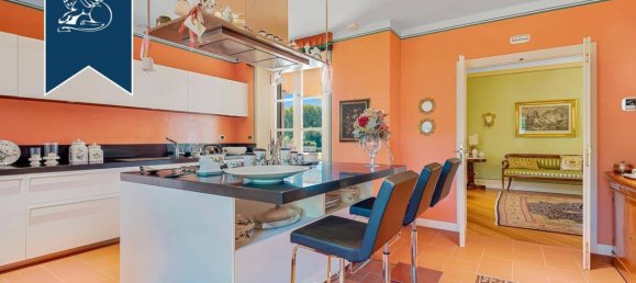 4 bedrooms Villa in Capannori, Italy No. 279803 5