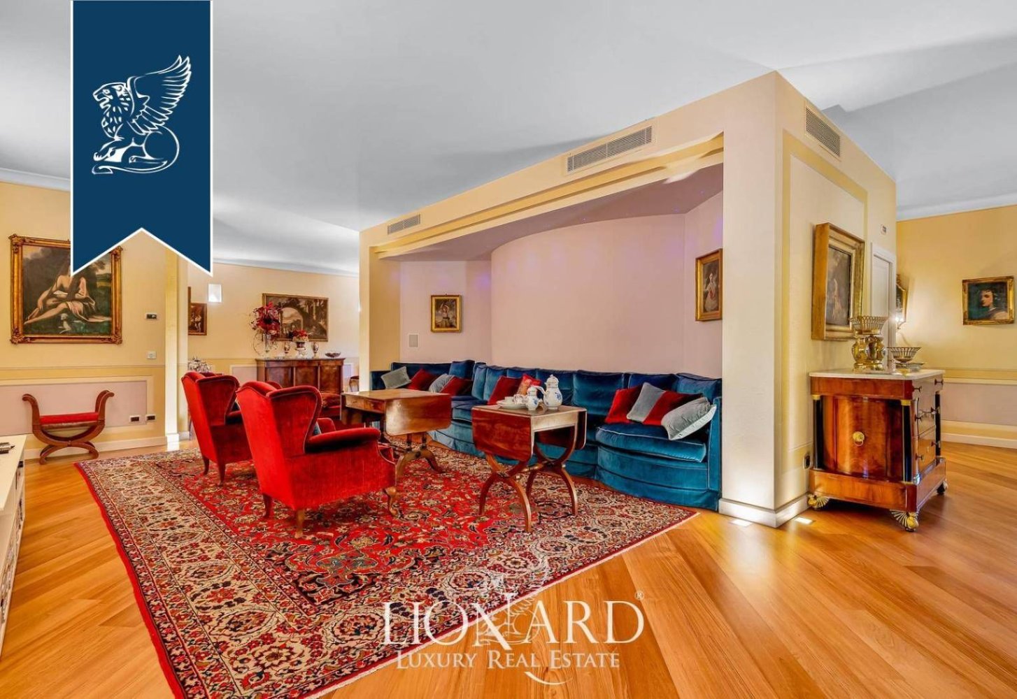 4 bedrooms Villa in Capannori, Italy No. 279803