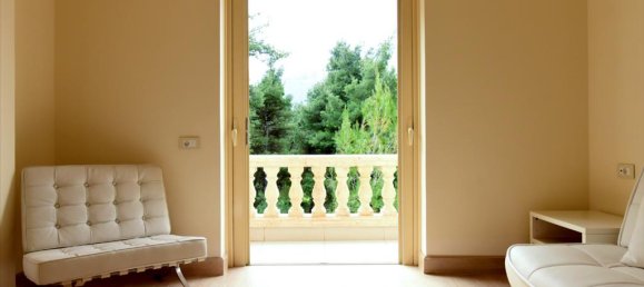 4 Schlafzimmer Villa in Dionysos, Greece, Nr. 5031 15