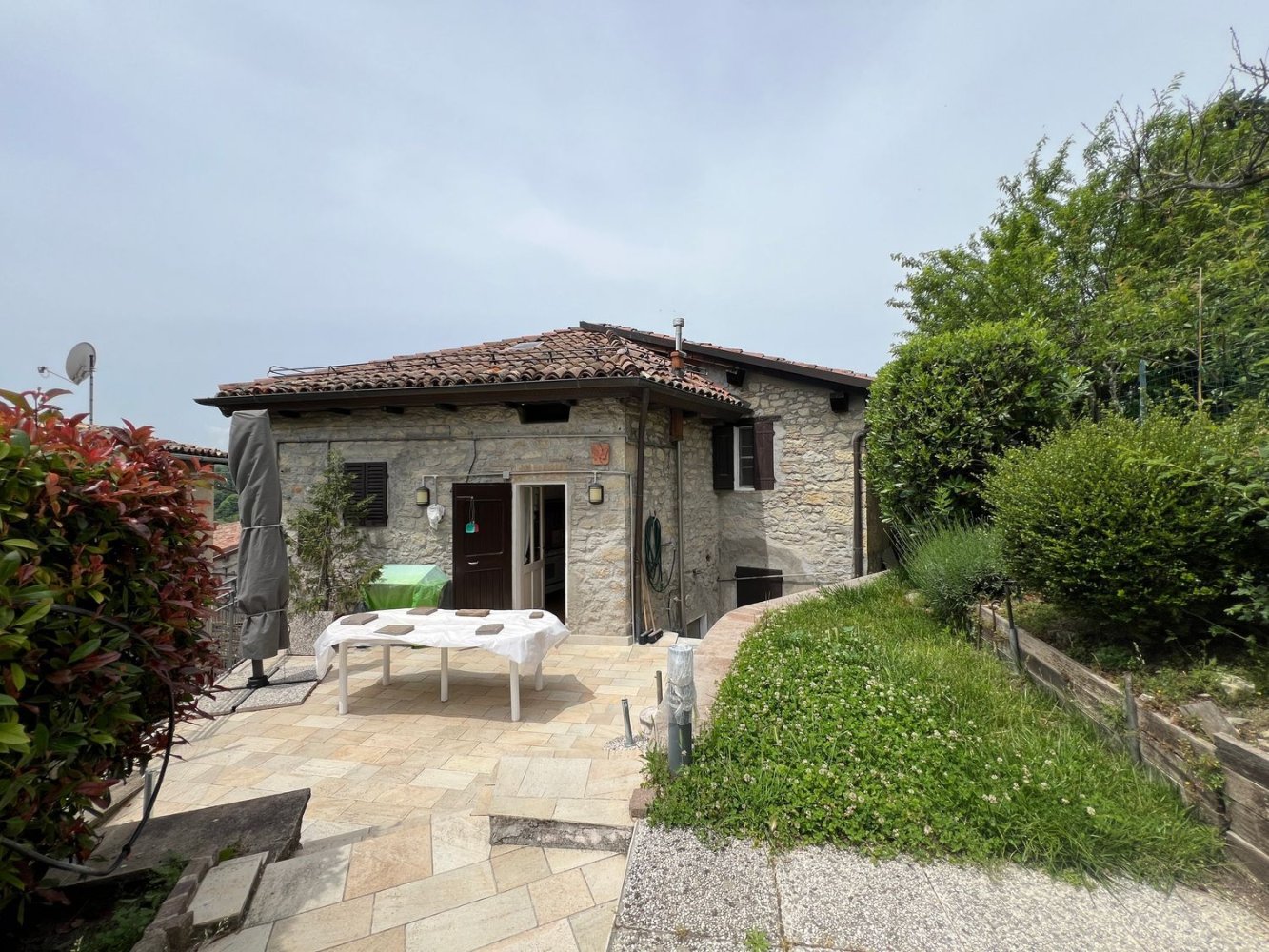 7 bedrooms Apartment in Zocca, Italy No. 82138