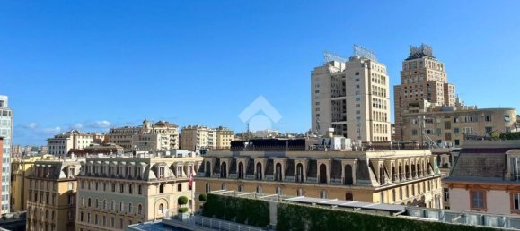 Apartamento T4 em Genoa, Italy N.º 342217 32