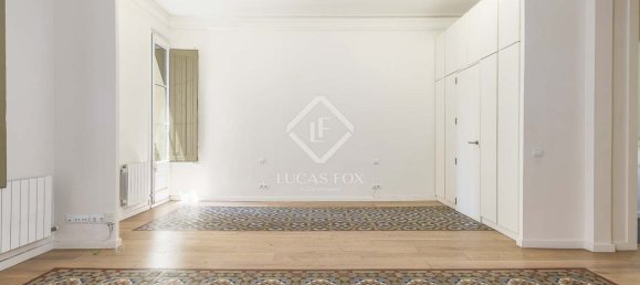 Apartamento T2 em Ciutat Vella, Spain N.º 149494 6