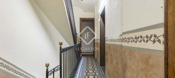 Apartamento T2 em Ciutat Vella, Spain N.º 149494 24