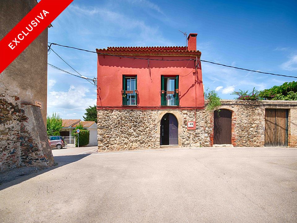 3 Schlafzimmer Stadthaus in Garriguella, Spain, Nr. 179107