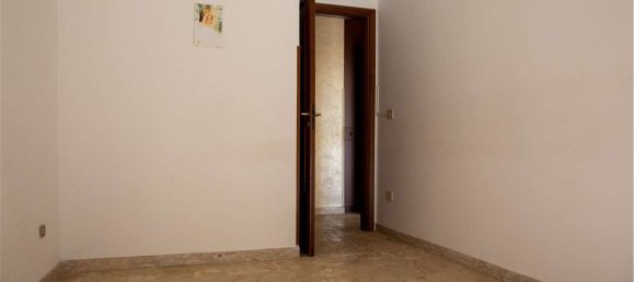 Квартира с 6 комнатами в Челье Мессапика, Италия № 144104 12