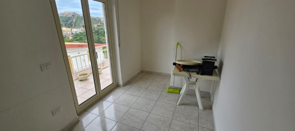 4 rooms Apartment in Cosenza, Italy No. 107449 5