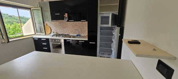 4 rooms Apartment in Cosenza, Italy No. 107449 6