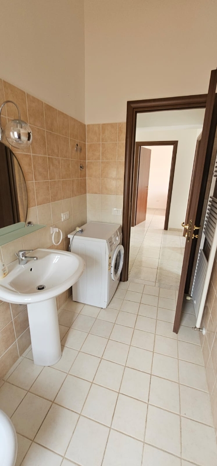 4 rooms Apartment in Cosenza, Italy No. 107449