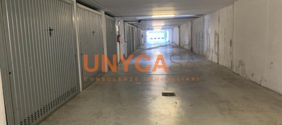 3 rooms Apartment in Verona, Italy No. 66063 17