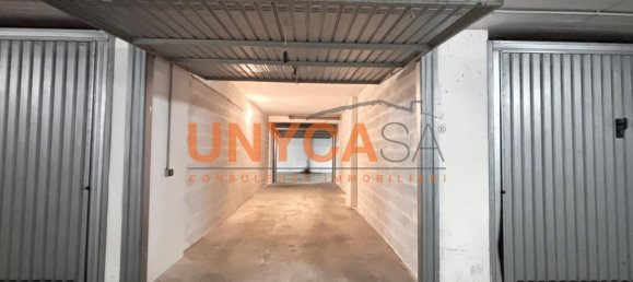 3 rooms Apartment in Verona, Italy No. 66063 15