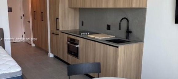  عقار تجاري في Miami, الولايات المتحدة رقم 615748 18