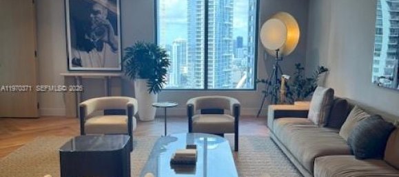  عقار تجاري في Miami, الولايات المتحدة رقم 615748 3