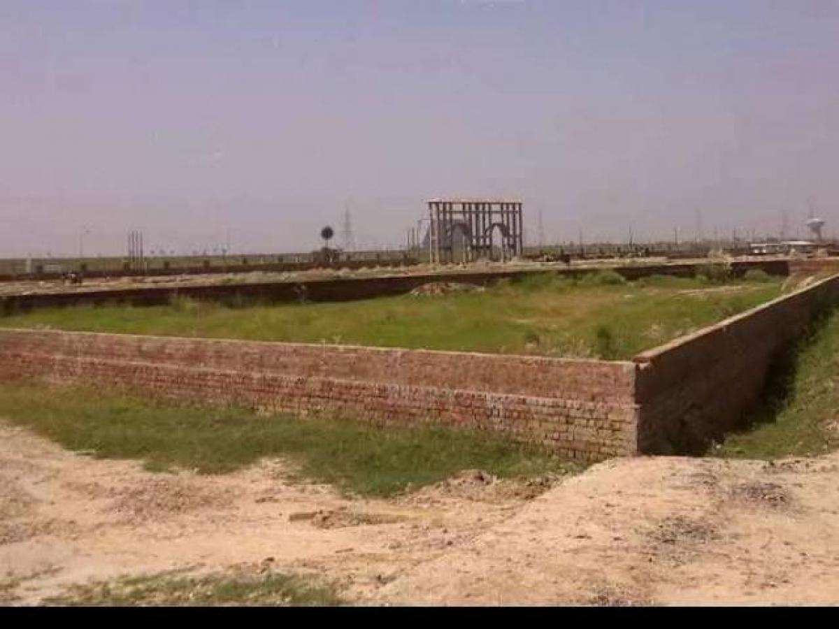  Land in Mohali, India No. 40123