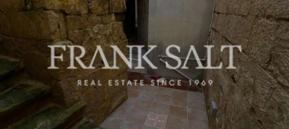 2 bedrooms House in Qormi, Malta No. 1739 3