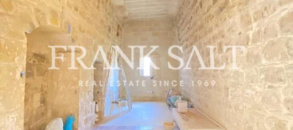 2 bedrooms House in Qormi, Malta No. 1739 5