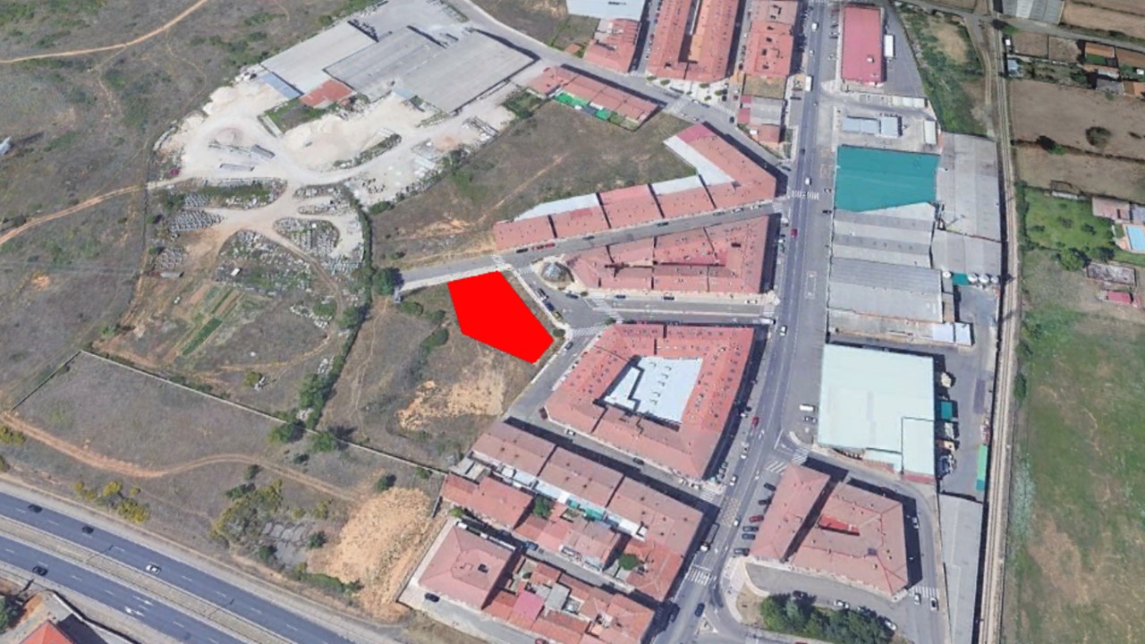 941m² Land in Villaquilambre, Spain No. 68729