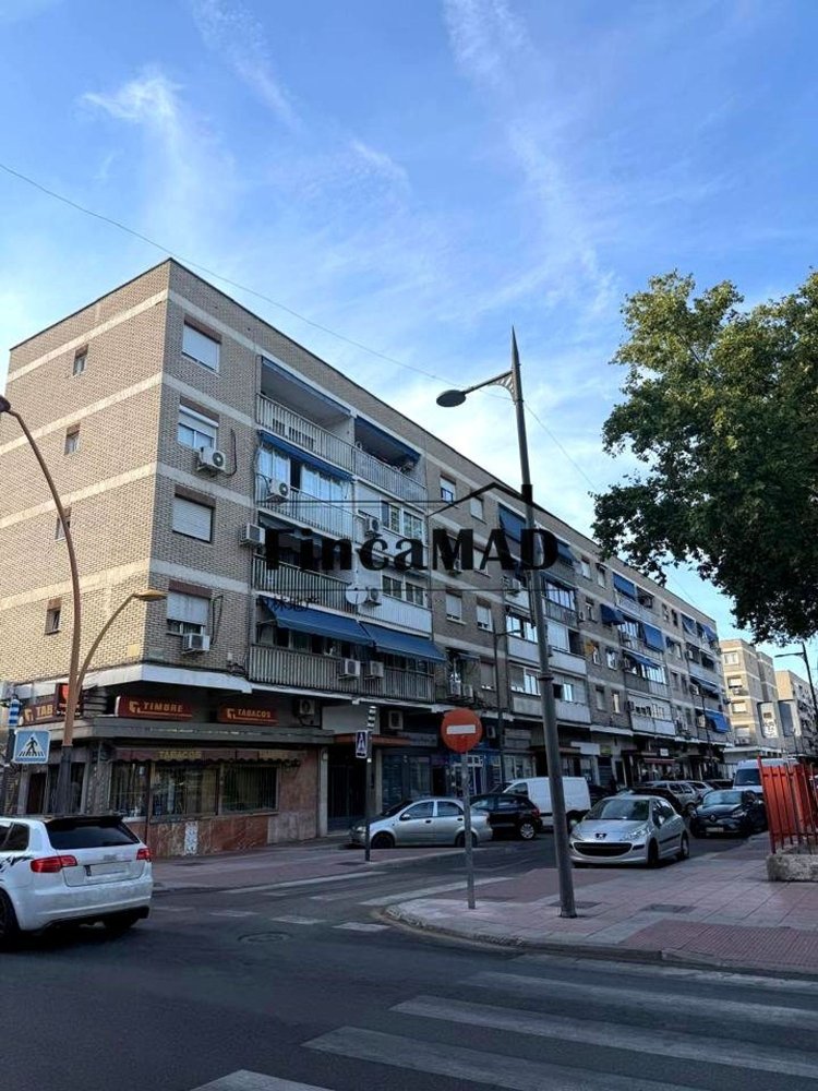 Квартира с 3 спальнями в Парла, Испания № 248679