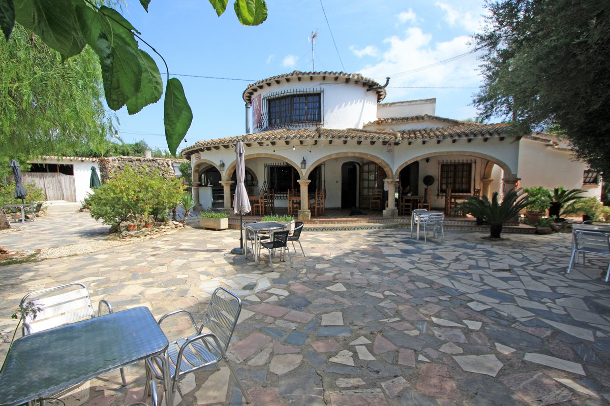 273m² Commercial property in El Verger, Spain No. 8384