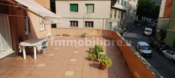 2 bedrooms Apartment in Genoa, Italy No. 302607 5