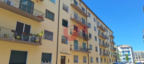 4-salle Appartement à Benevento, Italy No. 259002 5