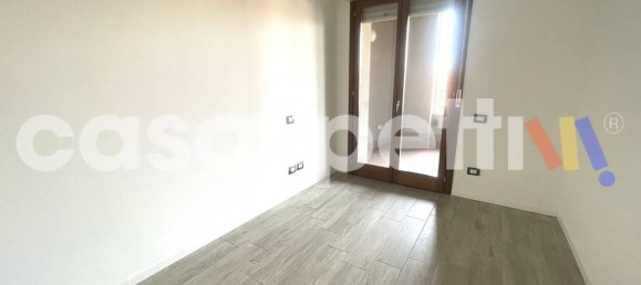 3 rooms Apartment in Milan, Italy No. 335301 12