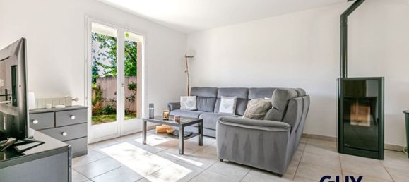 3 Schlafzimmer Haus in Savigny-le-Temple, France, Nr. 282132 5