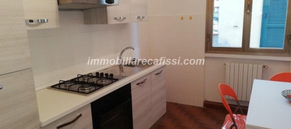 3 rooms Apartment in Poggio a Caiano, Italy No. 176520 2