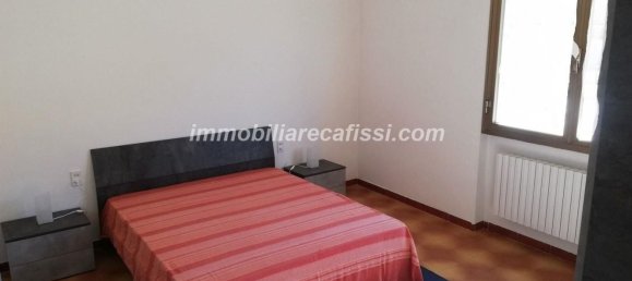 3 rooms Apartment in Poggio a Caiano, Italy No. 176520 9