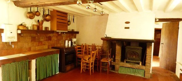 Casa de 3 dormitorios en Les Bordes, France No. 239160 6