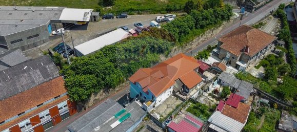 715m² Building in Guimaraes, Portugal No. 36447 3