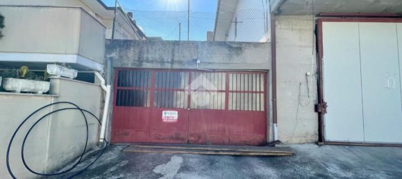 75m² Garage in Cappelle sul Tavo, Italy No. 375176 3