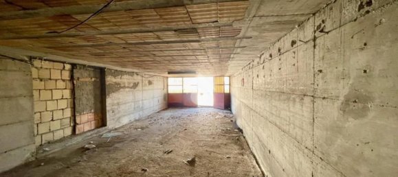 75m² Garage in Cappelle sul Tavo, Italy No. 375176 9