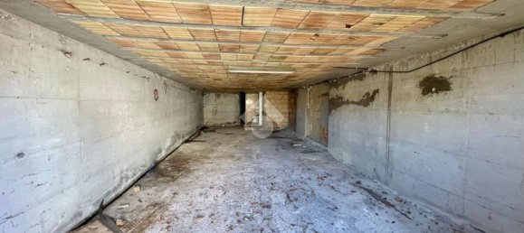 75m² Garage in Cappelle sul Tavo, Italy No. 375176 5