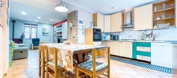 5 rooms House in Cavaglio d'Agogna, Italy No. 123904 2