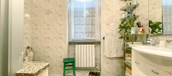 5 rooms House in Cavaglio d'Agogna, Italy No. 123904 8