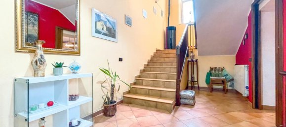 5 rooms House in Cavaglio d'Agogna, Italy No. 123904 4
