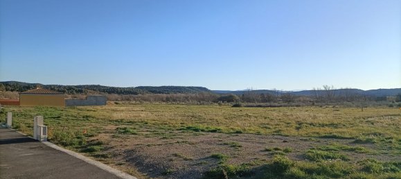 808m² Land in Ferrals-les-Corbieres, France No. 104327 3