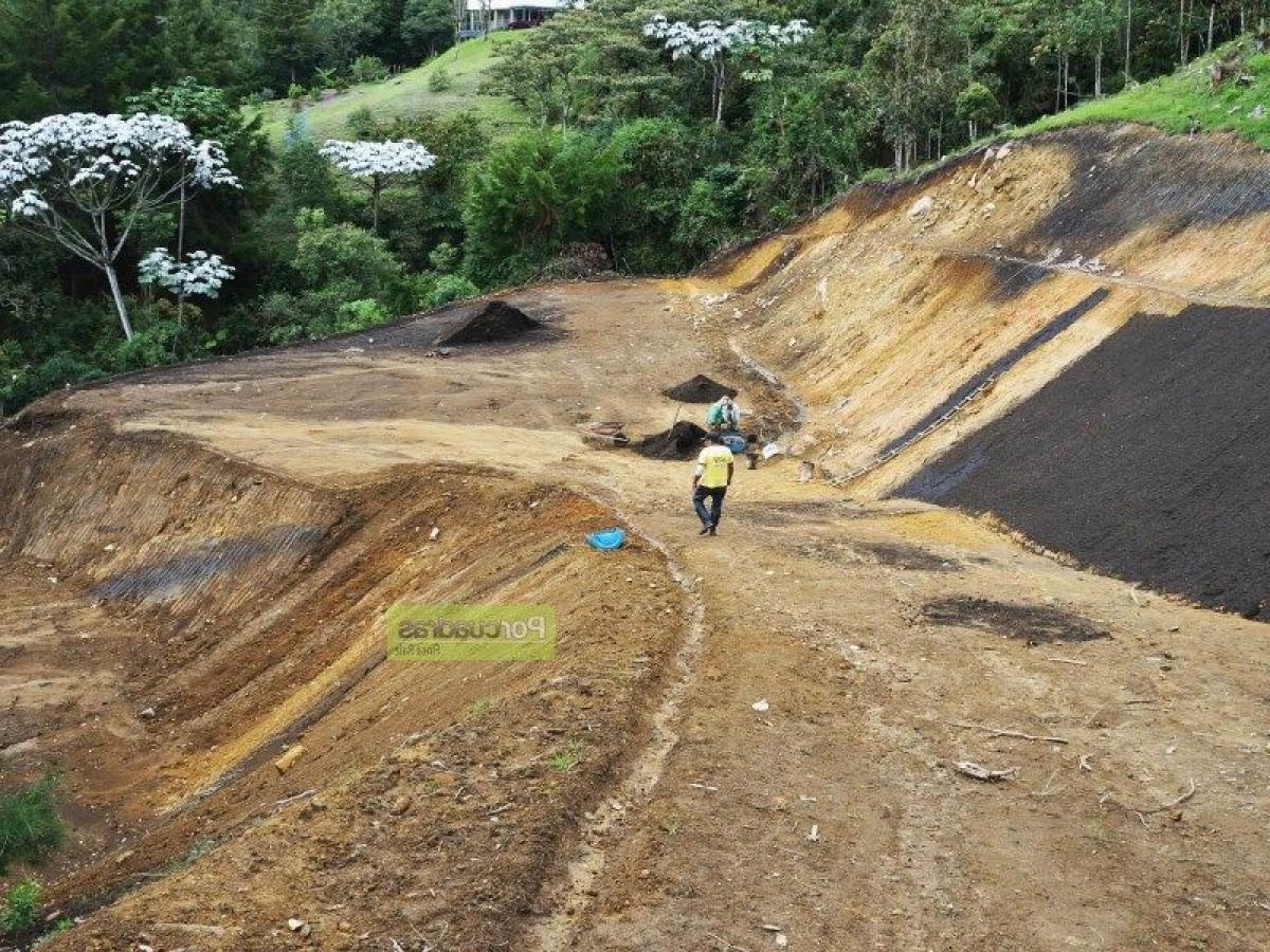  قطعة أرض في Antioquia, Colombia رقم 333