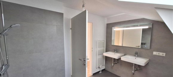 10-salle Maison à Strasshof an der Nordbahn, Austria No. 131023 24