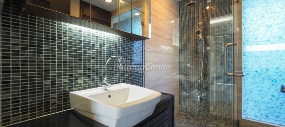 2 bedrooms Condo in Pattaya, Thailand No. 3486 14