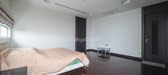 2 bedrooms Condo in Pattaya, Thailand No. 3486 13