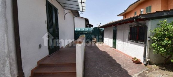 4 rooms Villa in Forte dei Marmi, Italy No. 188632 10