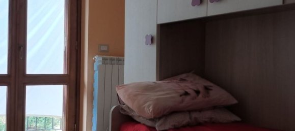 Дуплекс с 4 спальнями в Беллегра, Италия № 256075 24