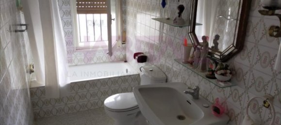 5 bedrooms House in Zaragoza, Spain No. 64023 37