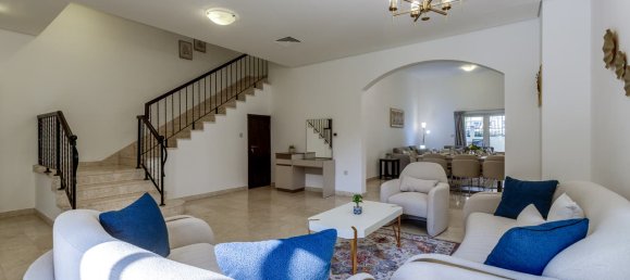 5 bedrooms Villa in The Villa, UAE No. 113546 5