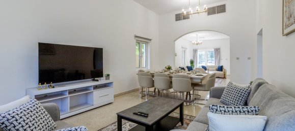 5 bedrooms Villa in The Villa, UAE No. 113546 4