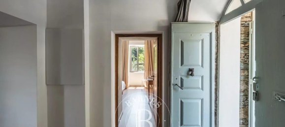 Casa de 7 dormitorios en Murato, France No. 302497 11